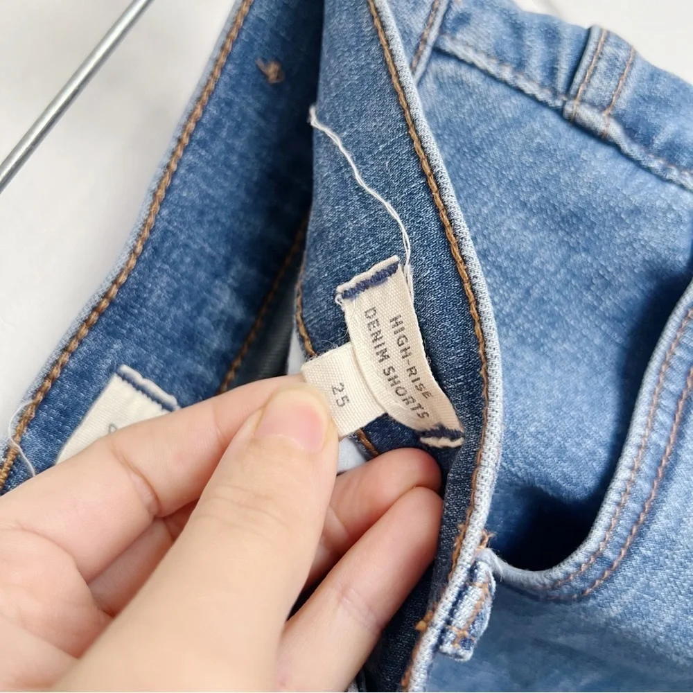 Madewell • High Rise Denim Shorts in Derby Wash: Button Front Edition cuffed